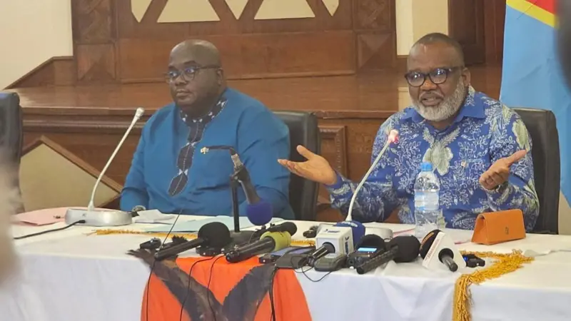 Patrick Muyaya mu kiganiro n’abanyamakuru ku wa kane i Kinshasa yavuze ko umutwe wa AFC/M23 ari wo urenga ku masezerano y’agahenge